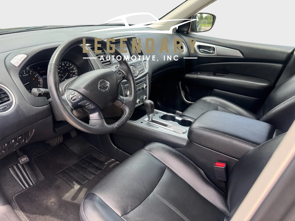 2020 Nissan Pathfinder SL photo 9