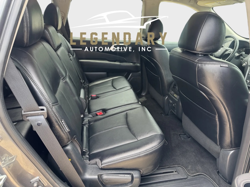 2020 Nissan Pathfinder SL photo 11