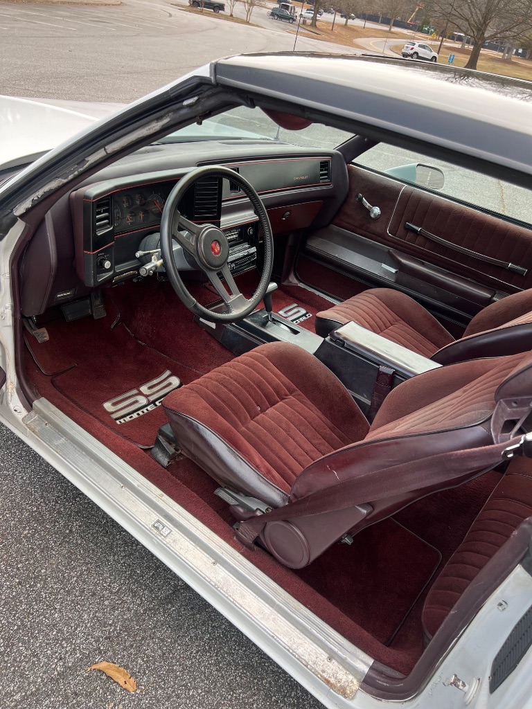 1987 Chevrolet Monte Carlo - Photo 8