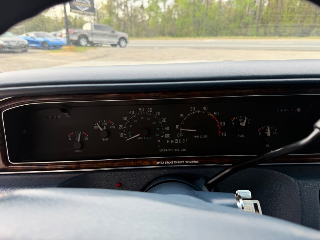 1993 Buick Roadmaster - Photo 15