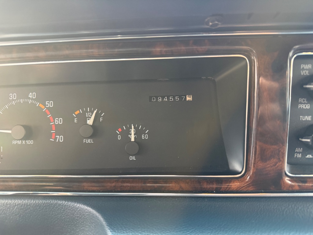 1993 Buick Roadmaster - Photo 16